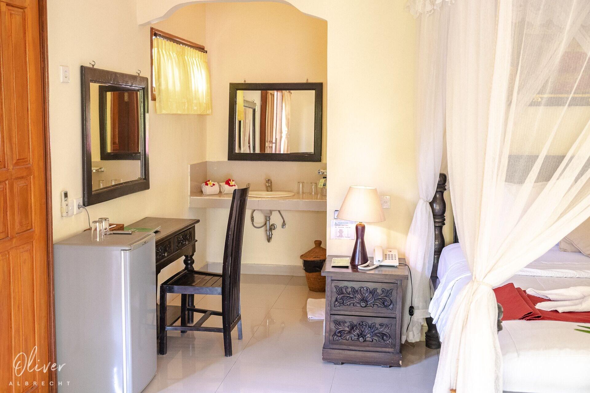 Arya Amed Beach Resort And Dive Center Экстерьер фото