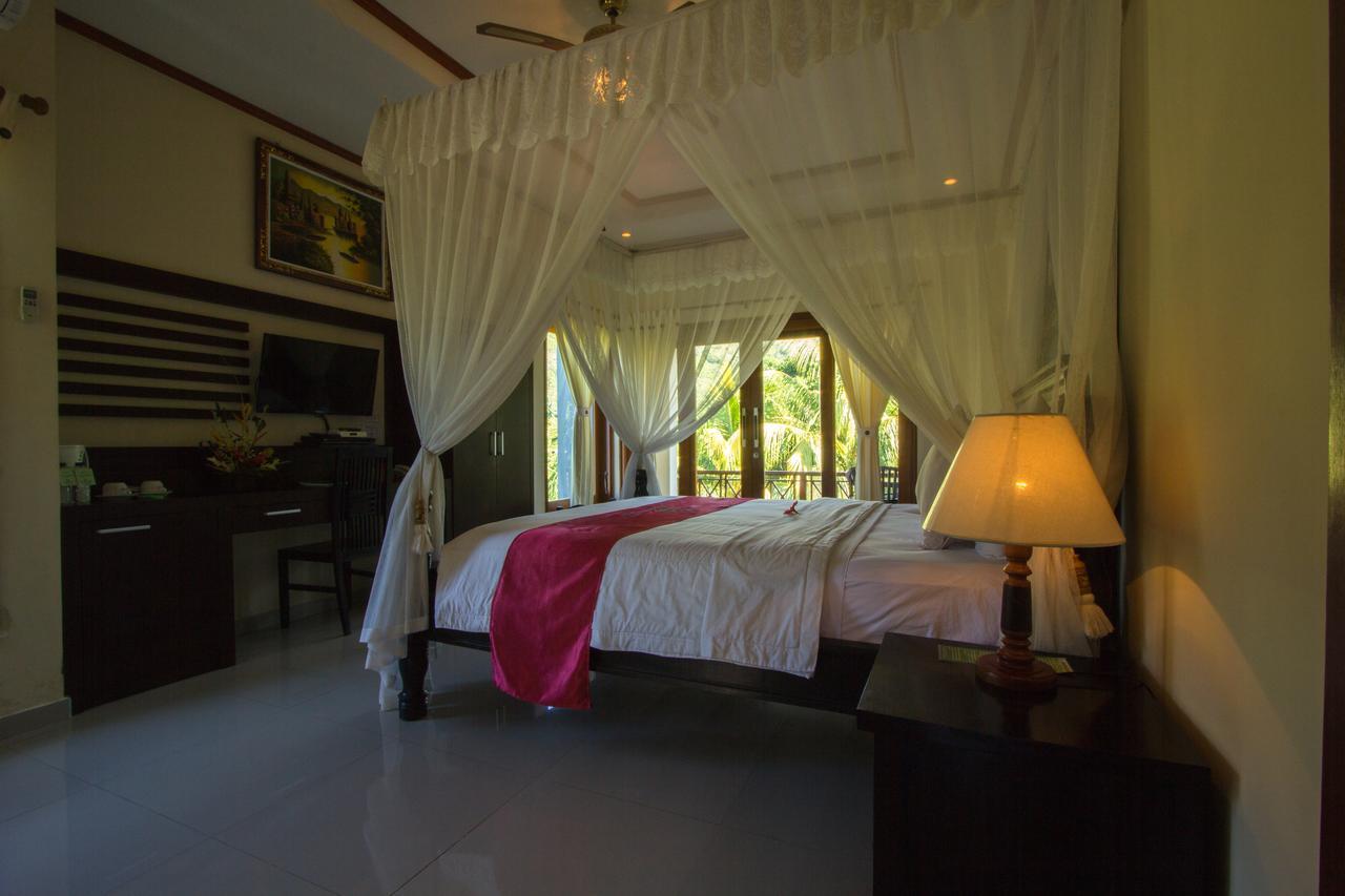 Arya Amed Beach Resort And Dive Center Экстерьер фото