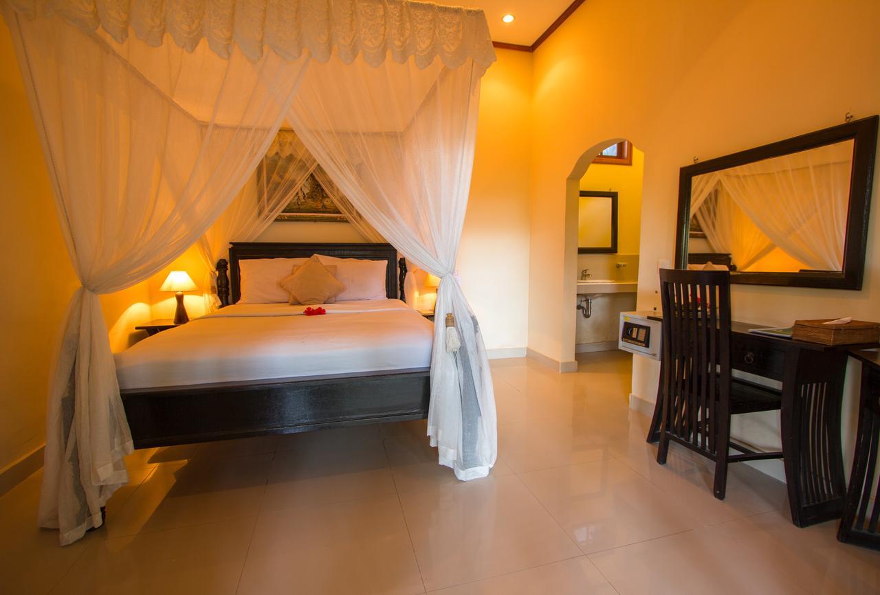 Arya Amed Beach Resort And Dive Center Экстерьер фото